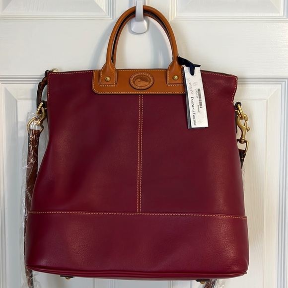 Dooney & Bourke Handbags - Dooney & Bourke Leather Convertible Shopper Crossbody/tote